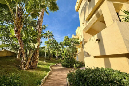 2e918c936aef4bfa9d9527f6292571b7 - 33