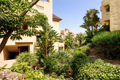 2e918c936aef4bfa9d9527f6292571b7 - 7