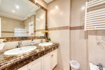 2eb12fa23fce20f9e0a5e34fc1bbcae4 - 20