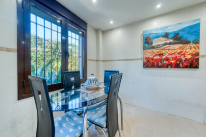 2eb12fa23fce20f9e0a5e34fc1bbcae4 - 24