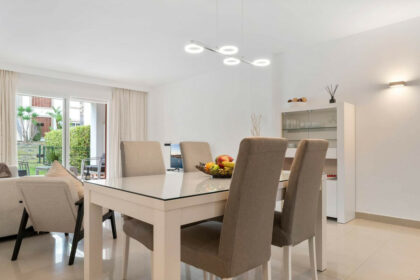 31409fc28e64b558eeaf98b102e40407 - 9