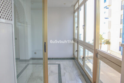 31b296c3e22296f795c633fe3c6c745b - 23