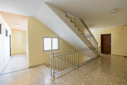 3246d9425046c583c3272b84553277aa - 16