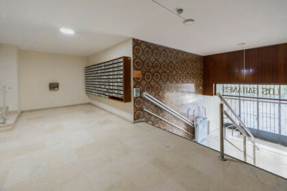 3246d9425046c583c3272b84553277aa - 18