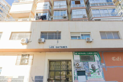 3246d9425046c583c3272b84553277aa - 22