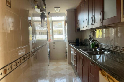 324f35e4c663248d46a59548be53b7cf - 10