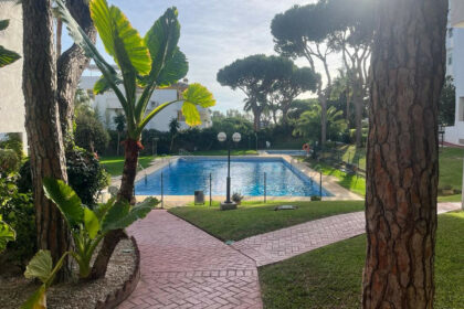 324f35e4c663248d46a59548be53b7cf - 23