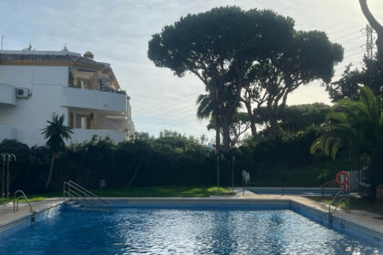 324f35e4c663248d46a59548be53b7cf - 26