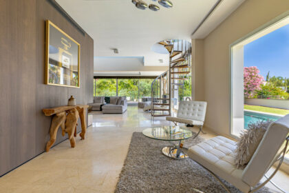 326c0eabc2bde1965500718f029a2928 - 14