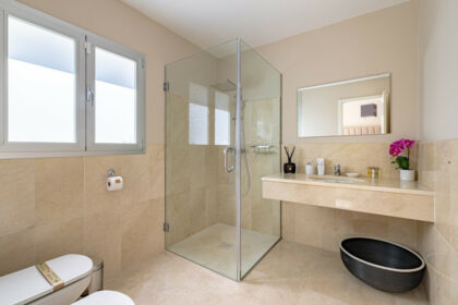 326c0eabc2bde1965500718f029a2928 - 18