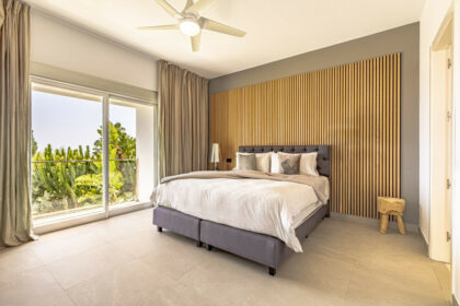 326c0eabc2bde1965500718f029a2928 - 23