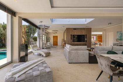 326c0eabc2bde1965500718f029a2928 - 9