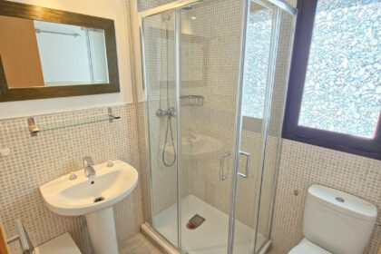 331431b779ec79f76764d5733dfa6cf6 - 10