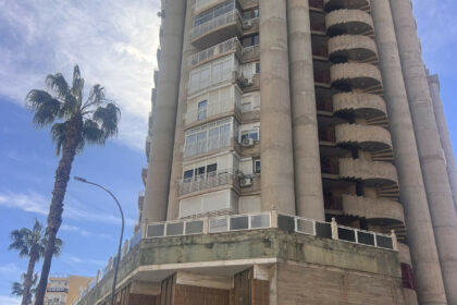 331c034992f954da956148bd2762c92d - 1