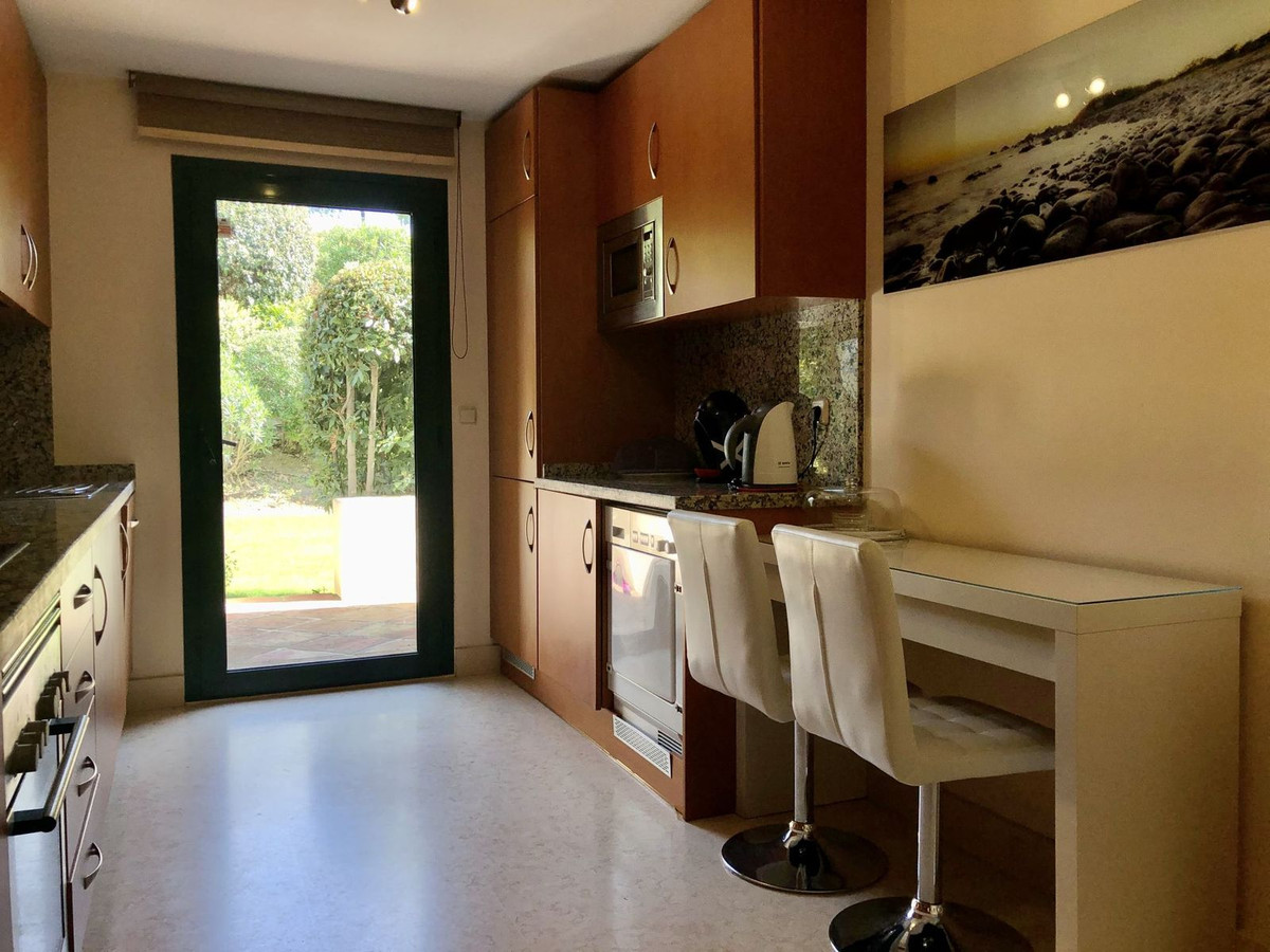 33308f38eb9f21761d4e3d554242d0ad - 2