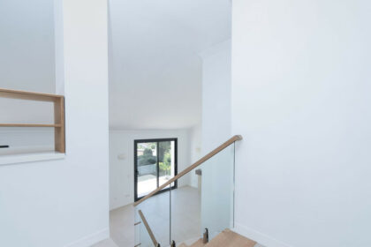 33d9c2fd9a79e77e56b50f4cd51e4886 - 18