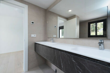 33d9c2fd9a79e77e56b50f4cd51e4886 - 32