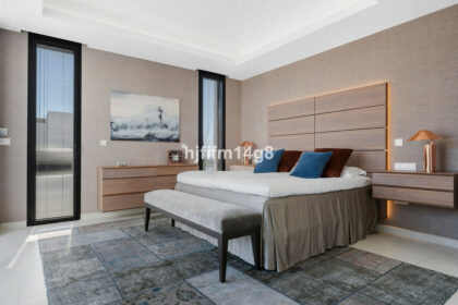 33ec18cda79a993effda27c9724f5303 - 12