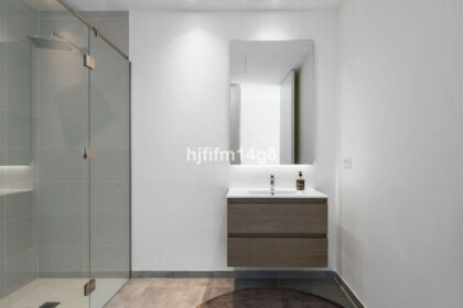 33ec18cda79a993effda27c9724f5303 - 19