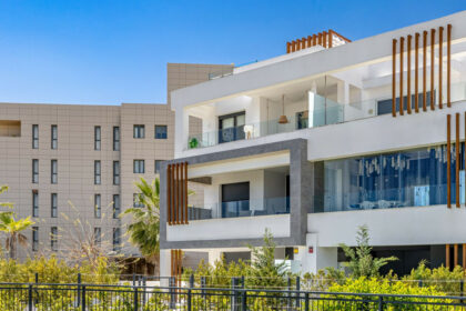 34def7aee3443e184a4161d4e086d260 - 27