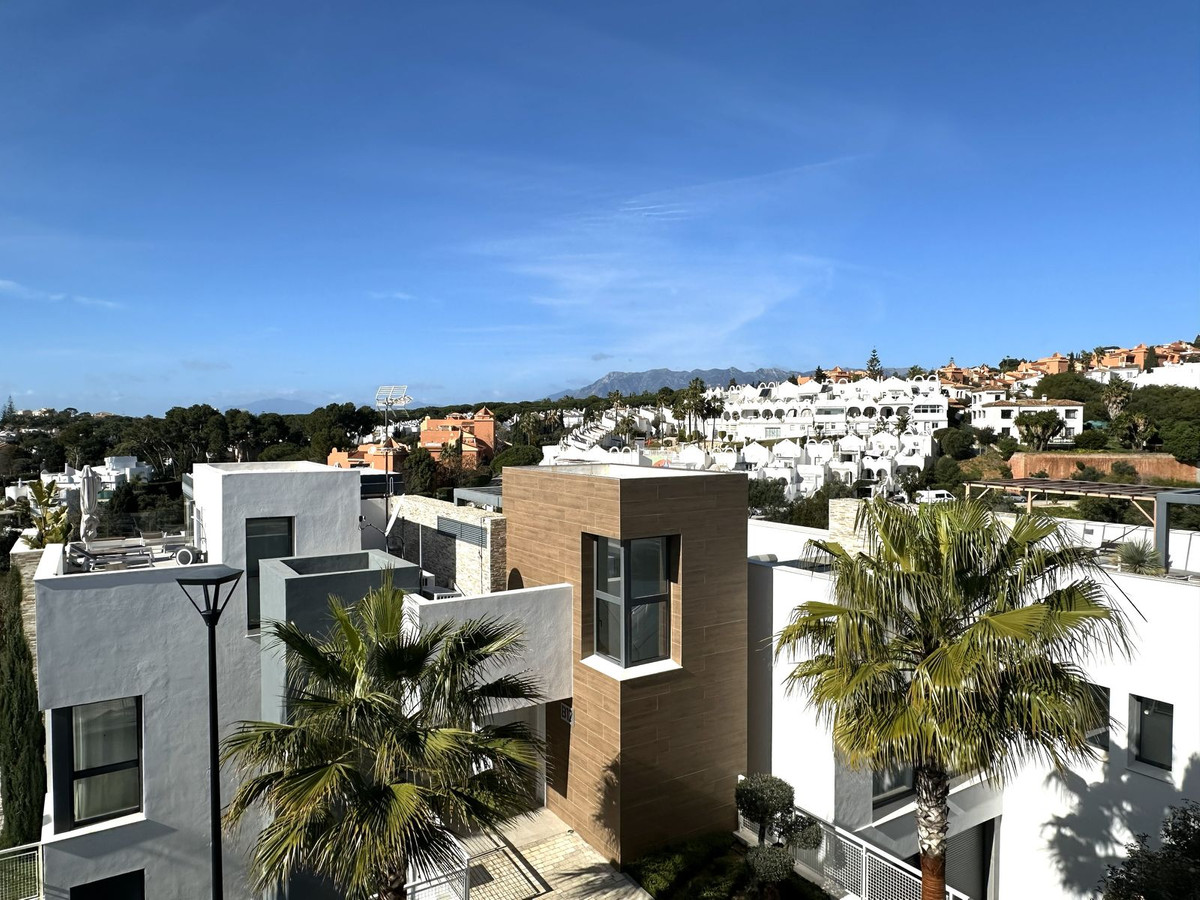 35a061f6534751b7f9c790ded62e2b26 - 28