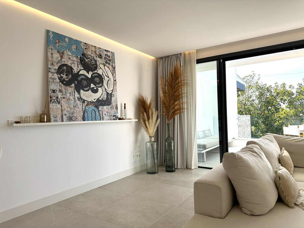 35a061f6534751b7f9c790ded62e2b26 - 32