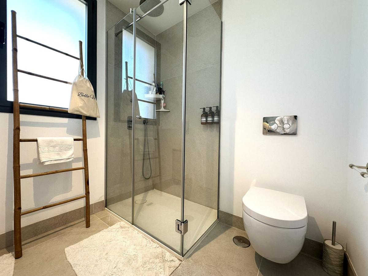 35a061f6534751b7f9c790ded62e2b26 - 41