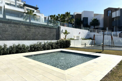 35a061f6534751b7f9c790ded62e2b26 - 71