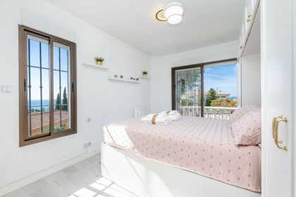 35ff81fb6f7c55be3a6b332950f7718d - 17