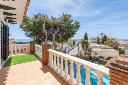 35ff81fb6f7c55be3a6b332950f7718d - 21