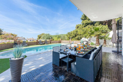 35ff81fb6f7c55be3a6b332950f7718d - 24