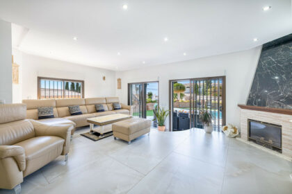 35ff81fb6f7c55be3a6b332950f7718d - 5