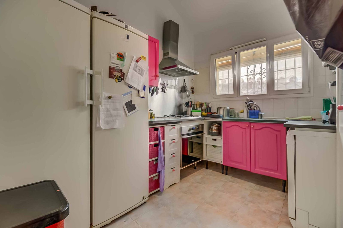 374f08e8f4f4d72a9ba1a959193ae13b - 11