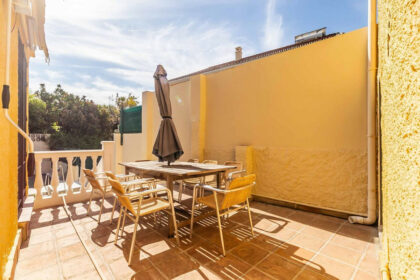 374f08e8f4f4d72a9ba1a959193ae13b - 12