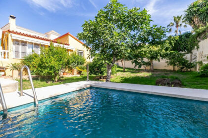 374f08e8f4f4d72a9ba1a959193ae13b - 2