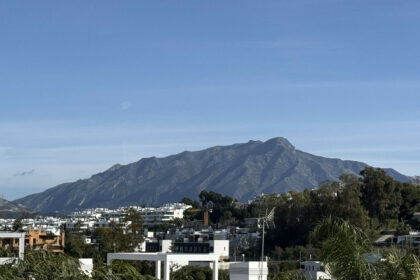 37ffd20271104d54391a618fb1e125df - 16