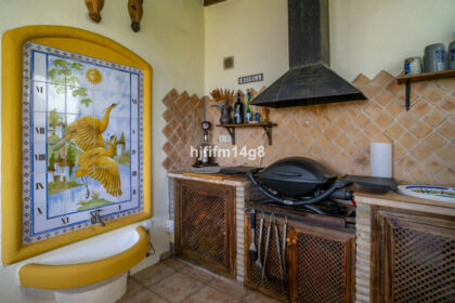 3a7e46b9100878ff4c9ec4a80bdc057d - 21