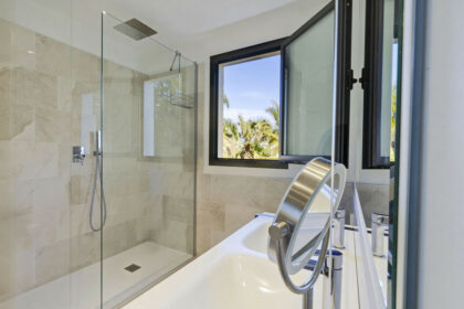 3c965ad31f50dfcccee0bb6f0cedf095 - 20