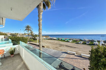 3cdde5488d36bfc8c6c2a7defa2194fb - 30