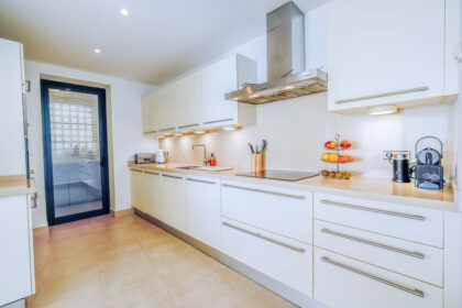 3cf3fcf2423a62375505935546833f7a - 22