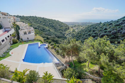 3cf3fcf2423a62375505935546833f7a - 47