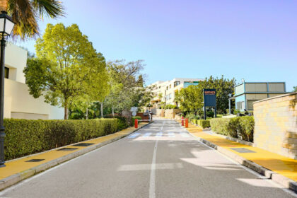 3cf3fcf2423a62375505935546833f7a - 53