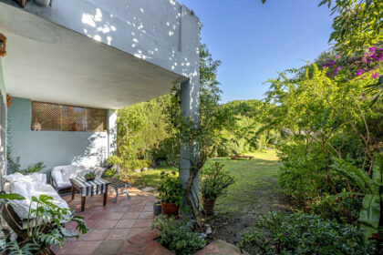 3d10653adf46504a47c16677119bb69c - 17