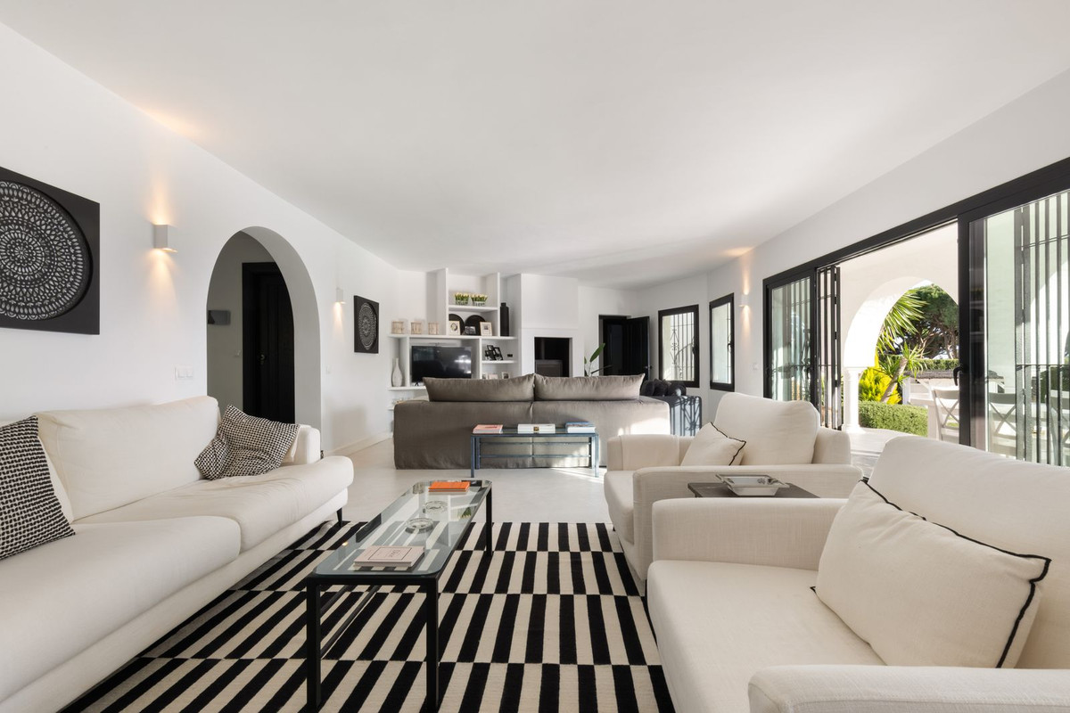 3d77018ca46a53c1983a087930e4f56d - 20