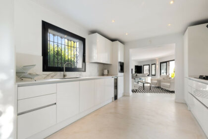 3d77018ca46a53c1983a087930e4f56d - 29