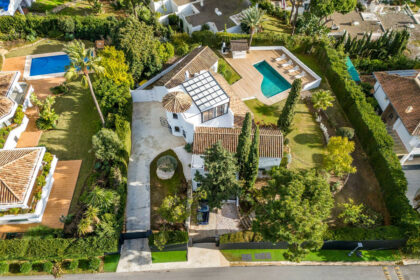 3d77018ca46a53c1983a087930e4f56d - 4