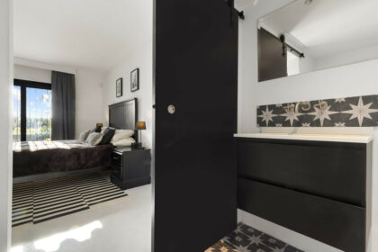 3d77018ca46a53c1983a087930e4f56d - 41