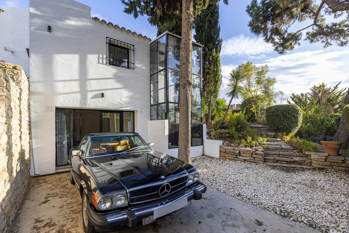 3d77018ca46a53c1983a087930e4f56d - 57