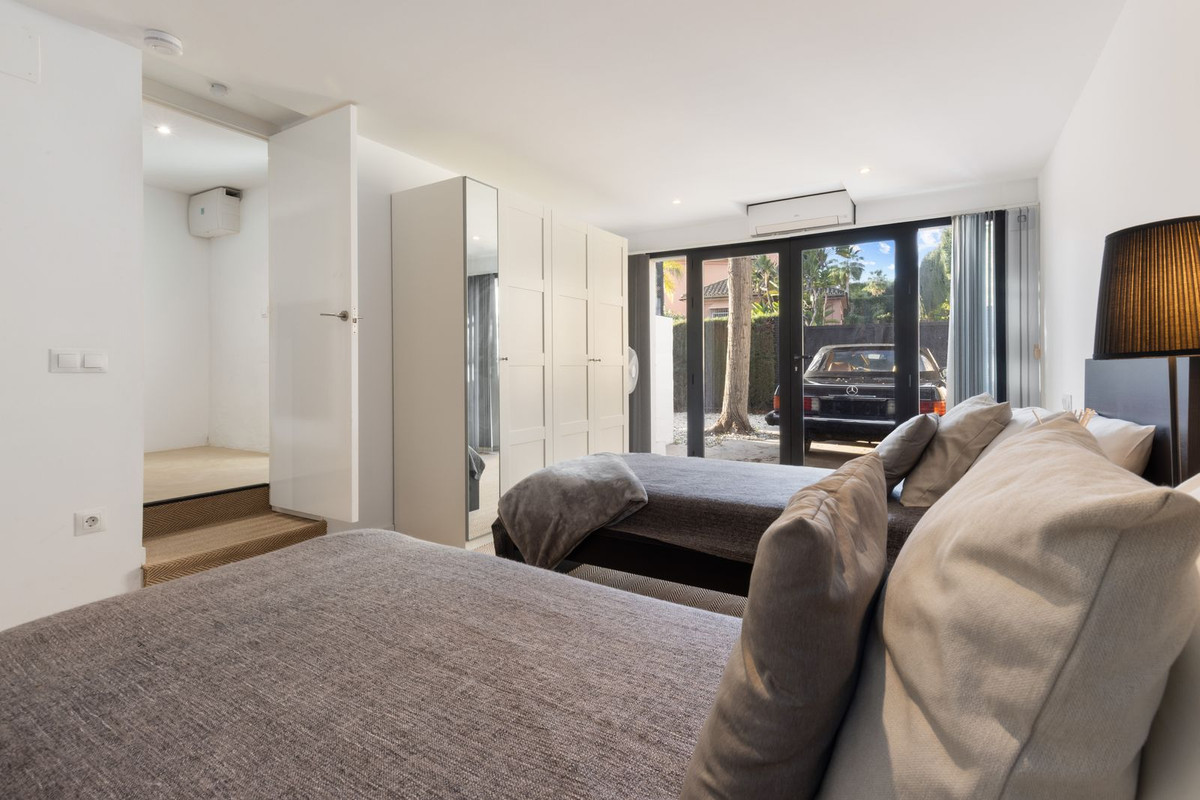 3d77018ca46a53c1983a087930e4f56d - 58