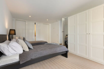 3d77018ca46a53c1983a087930e4f56d - 61